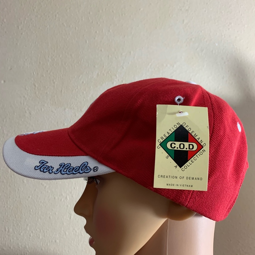 NWT  women’s Hat